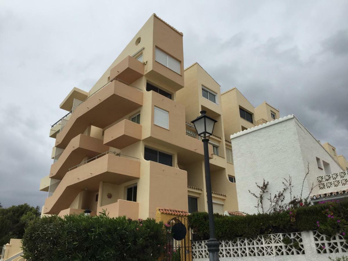 Casa Cachita-en 1ª Linea De Playa Appartement Estepona